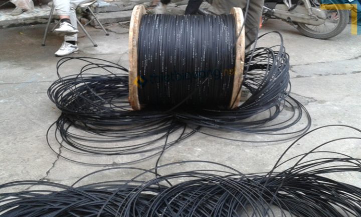 cac-loai-cap-quang-treo-singlemode