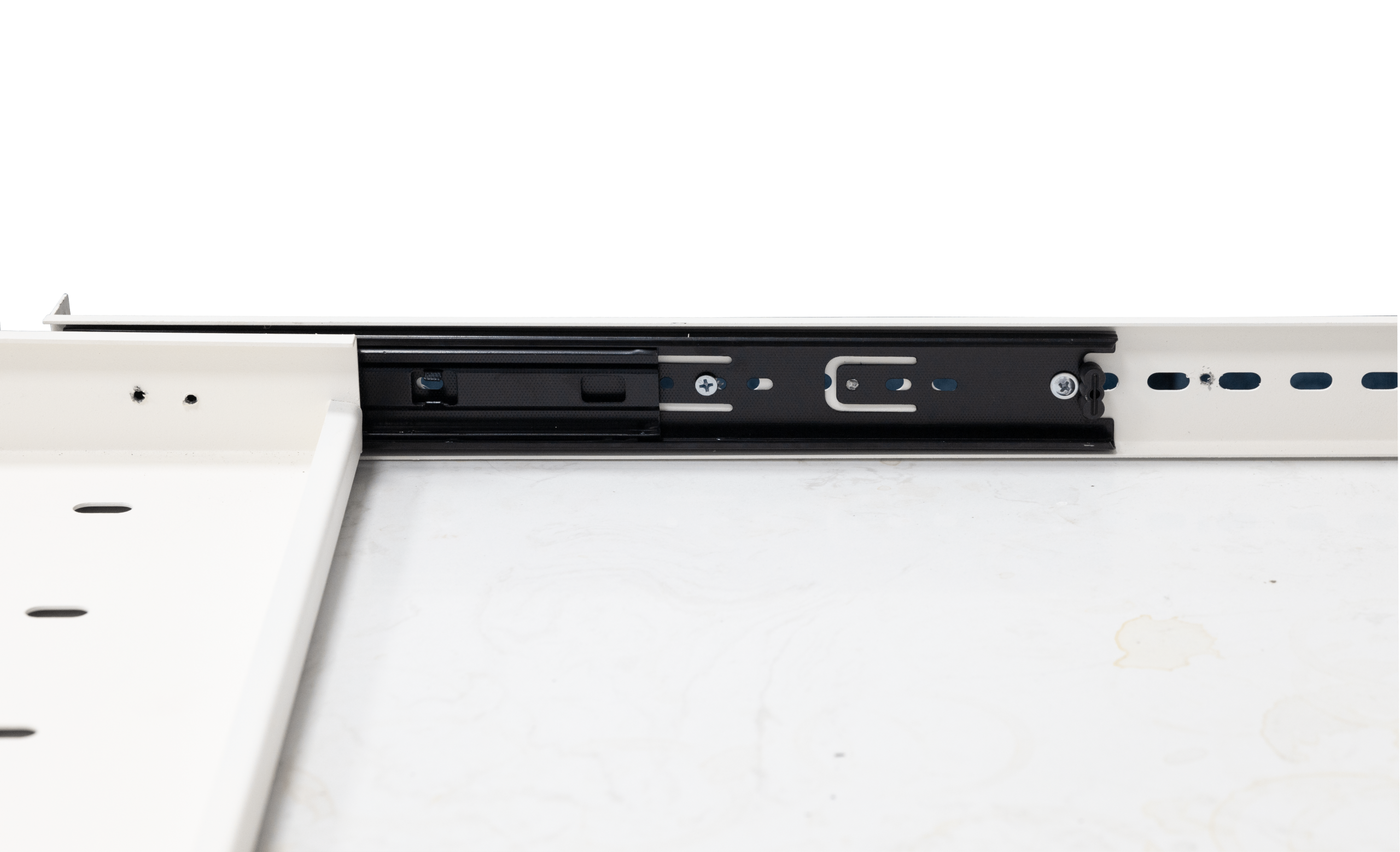 Ảnh chụp khay trượt 1uD600 màu tắng Maxtel